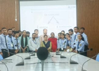 How an MBA Can Boost Your Leadership and Communication Skills